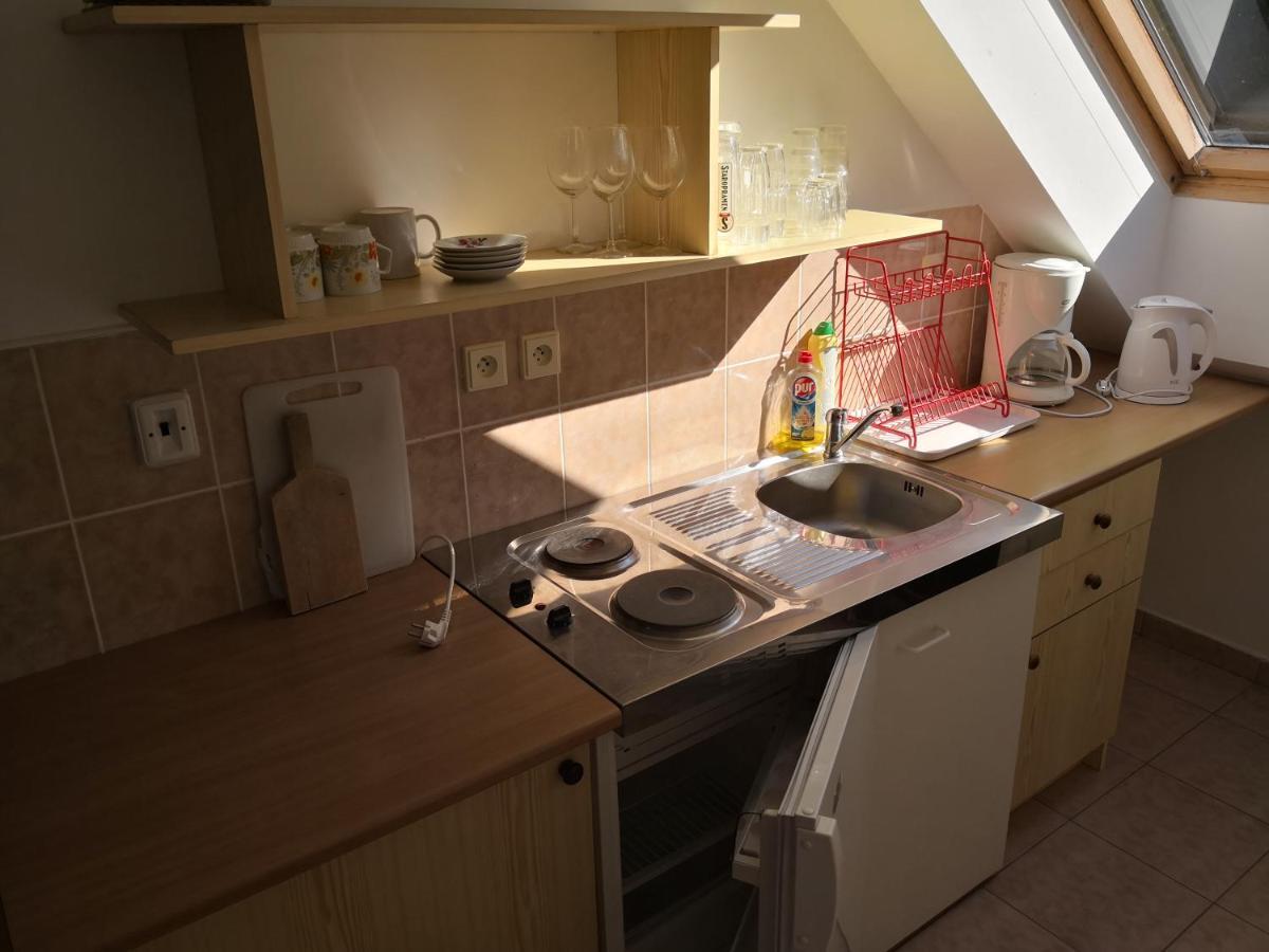 Ubytovani U Machova Jezera - Apartmany - Ludmila Grulisova Doksy  Kültér fotó